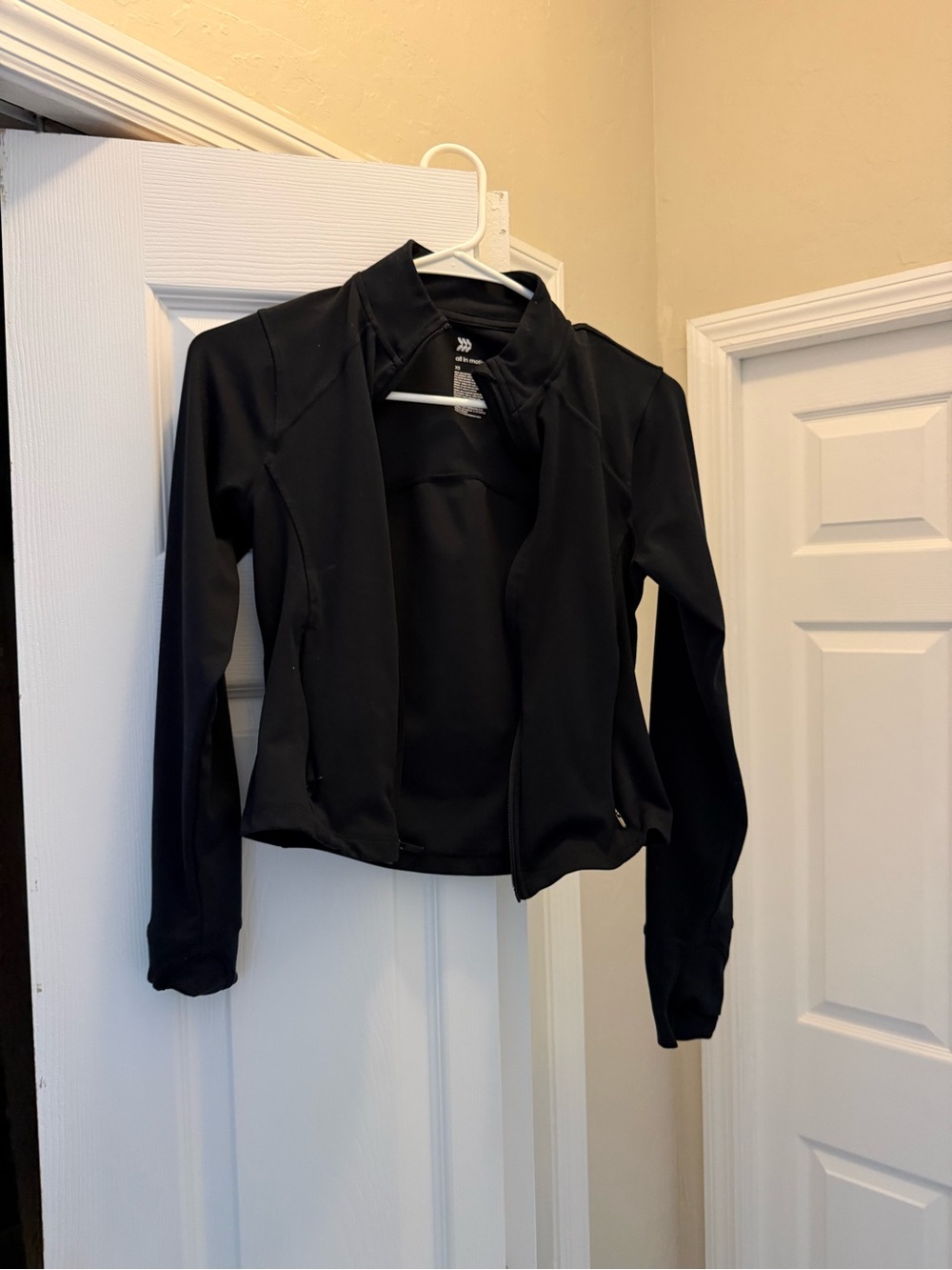 All In Motion Target Cropped Black Zip Up
